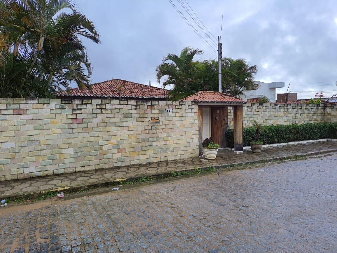 Casa à venda com 1 quarto, 800m² - Foto 2