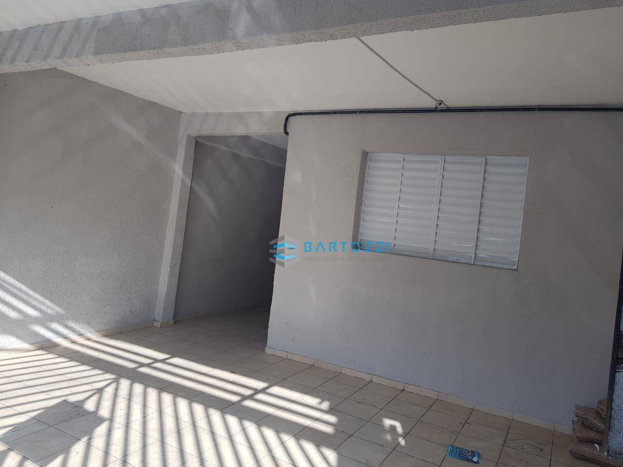 Sobrado à venda com 2 quartos, 157m² - Foto 2