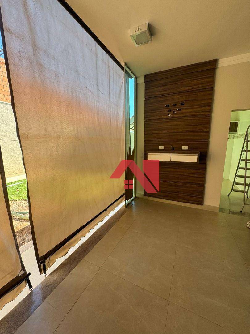 Sobrado para alugar com 3 quartos, 234m² - Foto 16