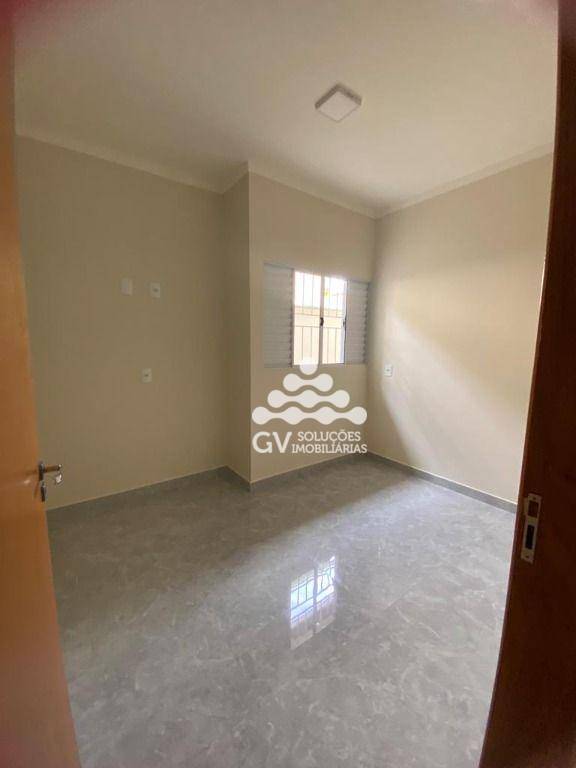 Casa à venda com 3 quartos, 84m² - Foto 8