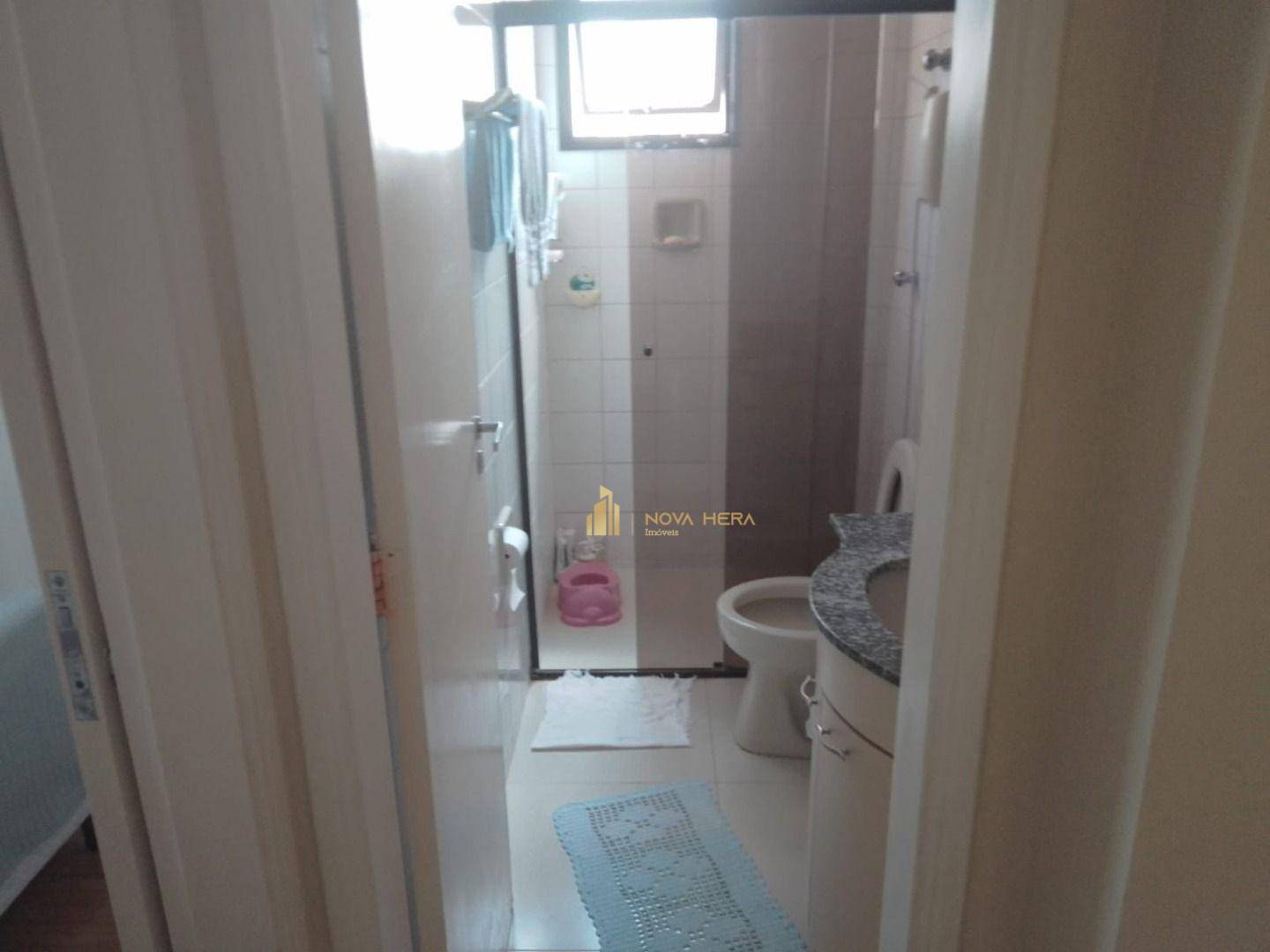 Apartamento à venda com 2 quartos, 61m² - Foto 14