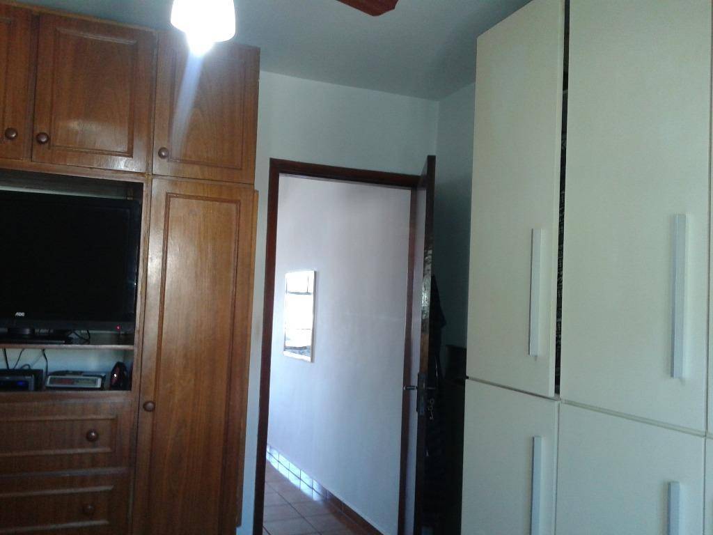 Sobrado à venda com 2 quartos, 160m² - Foto 19