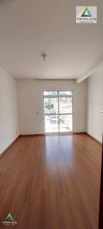 Apartamento à venda com 2 quartos, 75m² - Foto 20