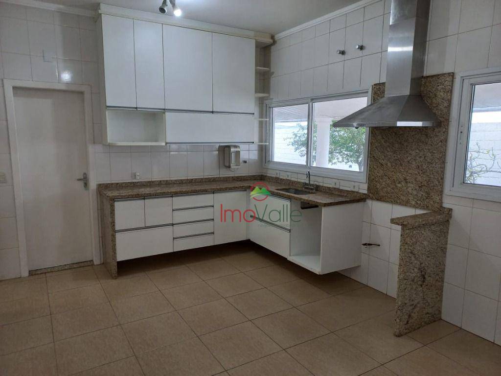 Sobrado à venda com 6 quartos, 330m² - Foto 15