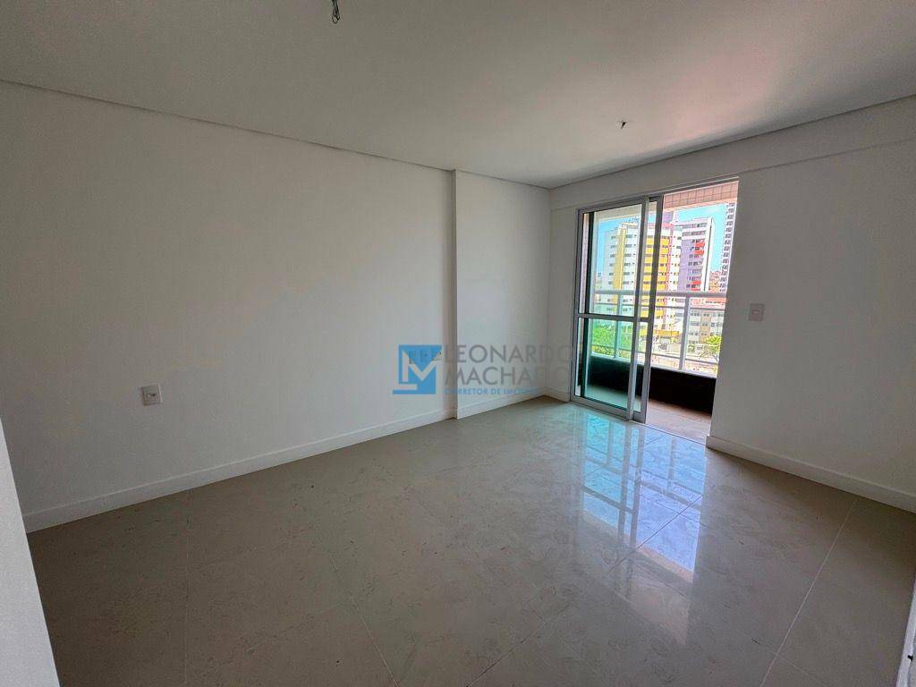 Apartamento à venda com 3 quartos, 112m² - Foto 3