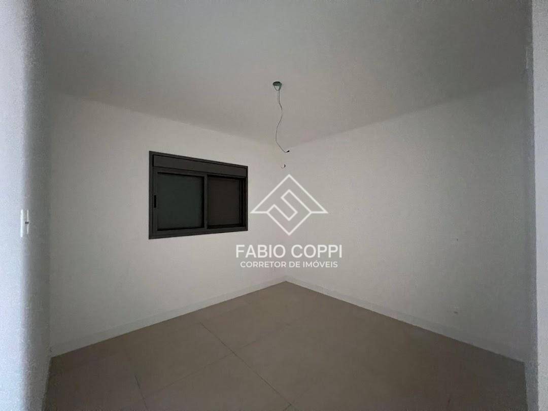 Apartamento à venda com 3 quartos, 117m² - Foto 5