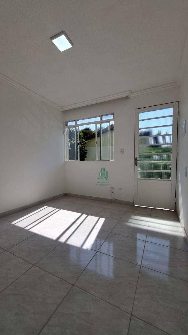 Casa de Condomínio à venda com 2 quartos, 43m² - Foto 1