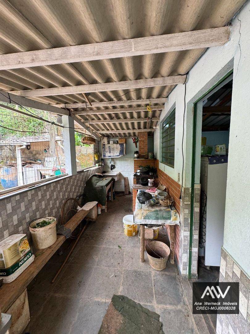 Chácara à venda com 2 quartos, 75m² - Foto 9