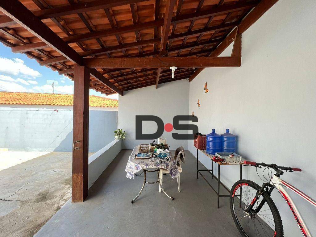 Casa à venda com 3 quartos, 160m² - Foto 12