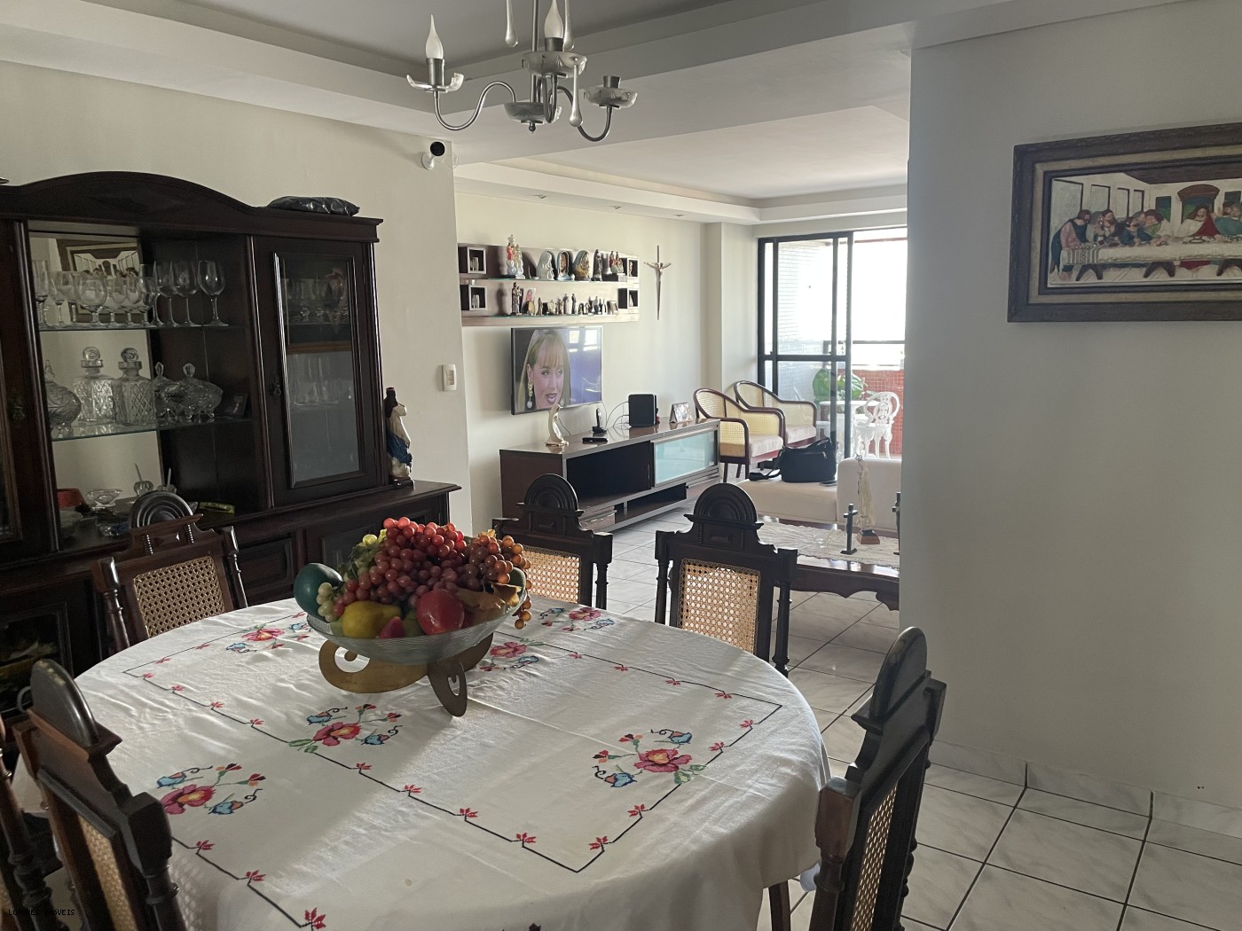Apartamento à venda com 3 quartos, 147m² - Foto 4