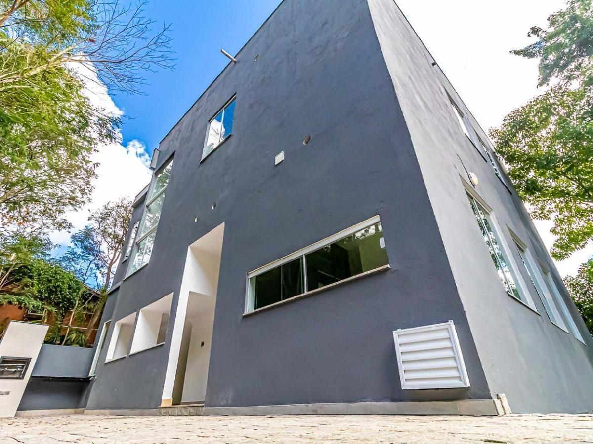 Casa à venda com 4 quartos, 436m² - Foto 9