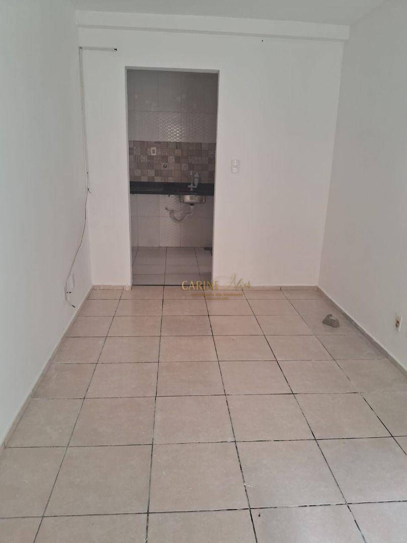 Apartamento à venda com 2 quartos, 50m² - Foto 2