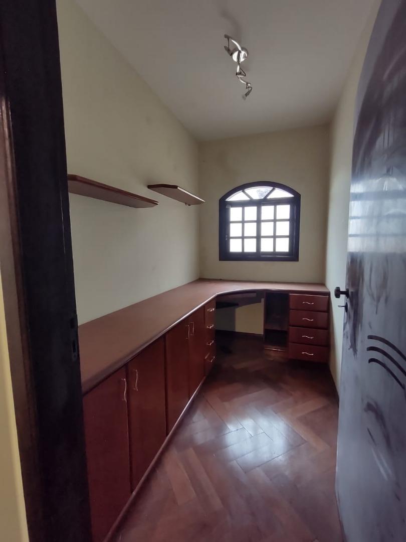 Casa à venda com 3 quartos, 330m² - Foto 12