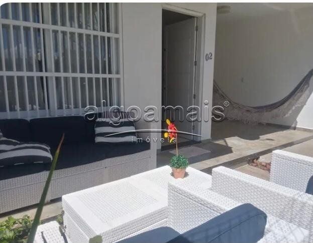 Casa à venda com 3 quartos, 138m² - Foto 1