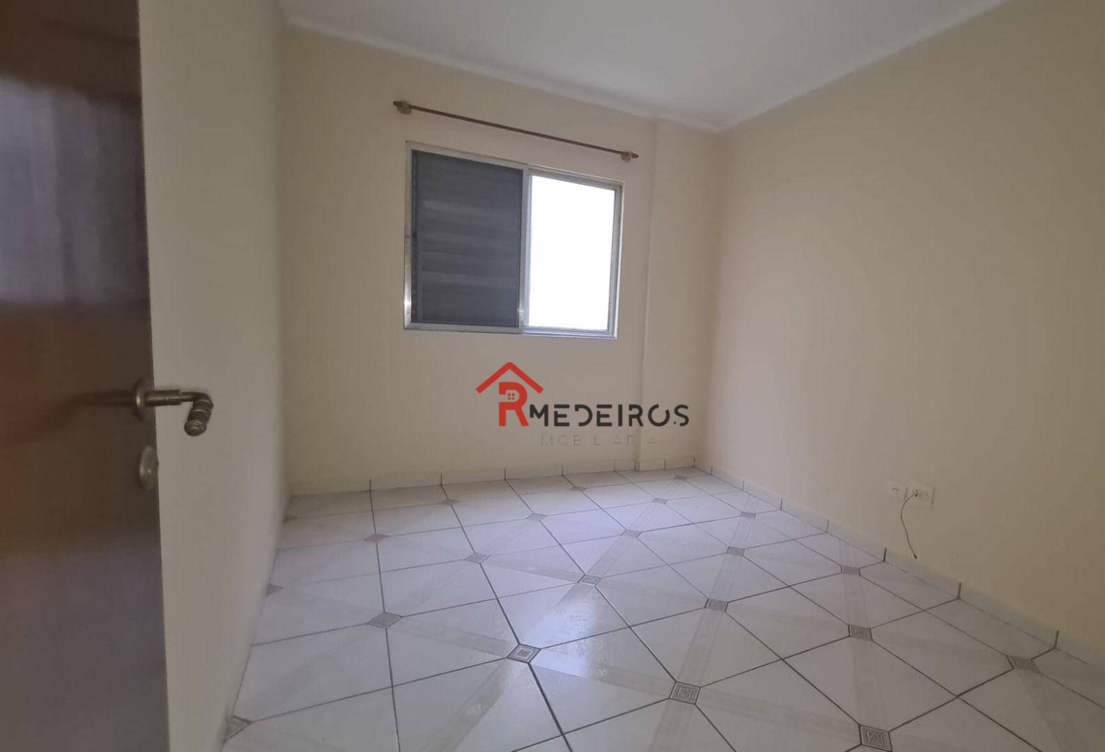 Apartamento à venda com 2 quartos, 90m² - Foto 7