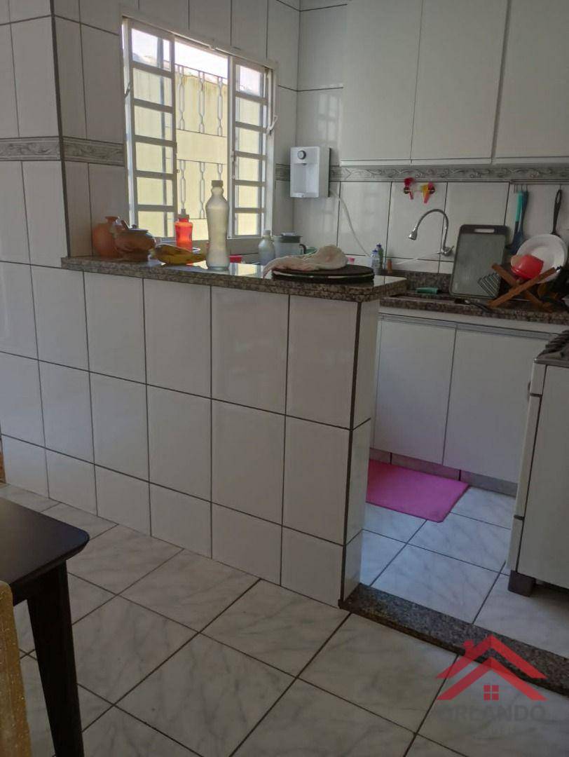 Casa à venda com 3 quartos, 270m² - Foto 5