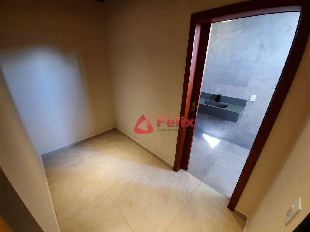 Sobrado à venda com 5 quartos, 396m² - Foto 43