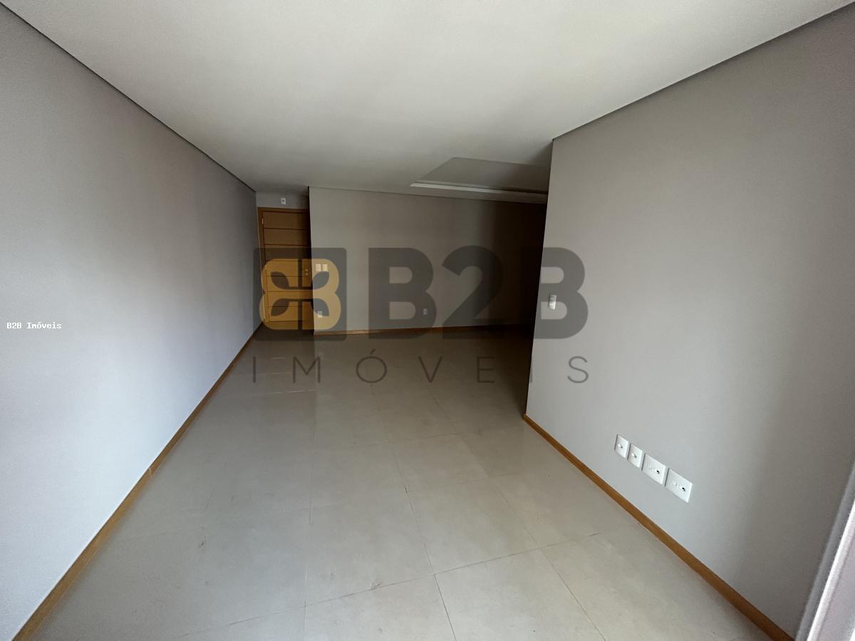 Apartamento à venda com 3 quartos, 112m² - Foto 9