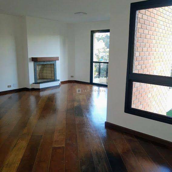 Apartamento à venda com 3 quartos, 133m² - Foto 1