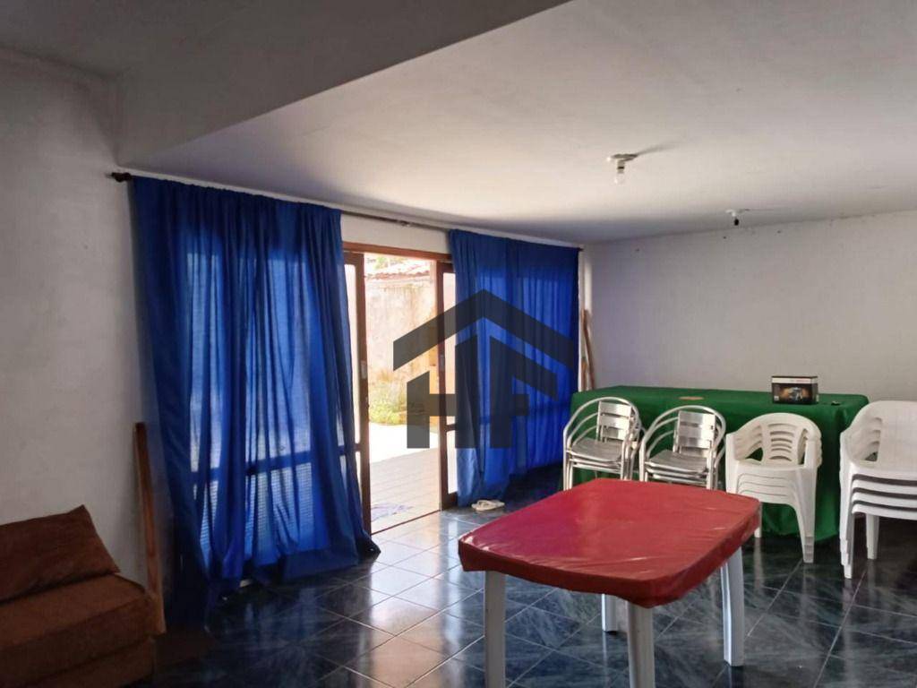 Casa à venda com 4 quartos, 250m² - Foto 6