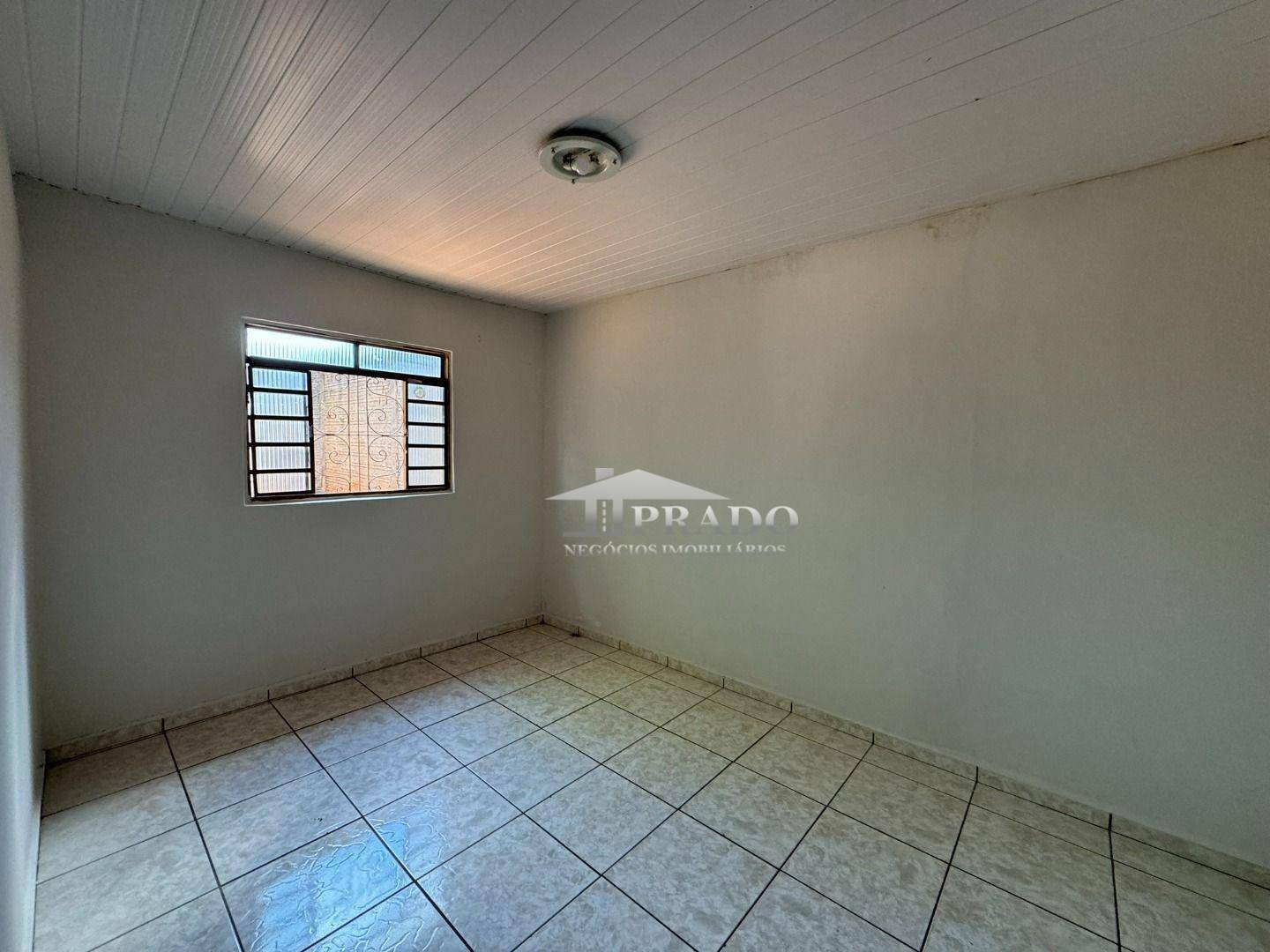 Casa à venda com 4 quartos, 200m² - Foto 16