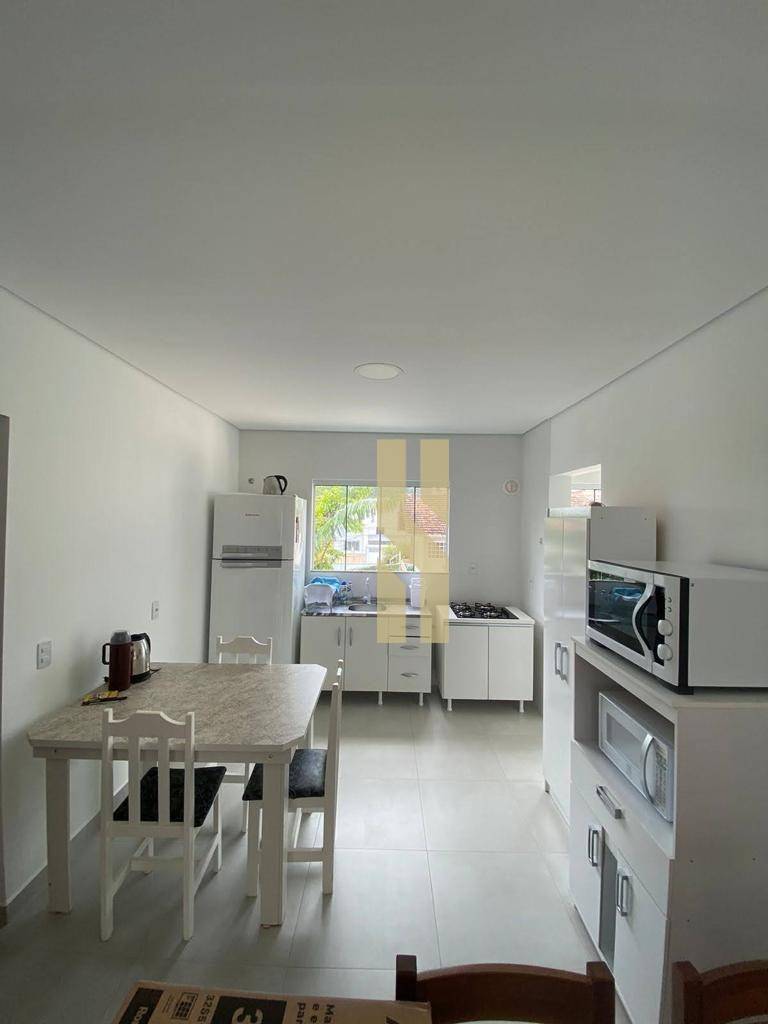 Apartamento à venda com 2 quartos, 75m² - Foto 12