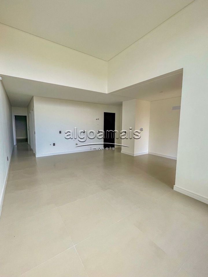 Casa à venda com 2 quartos, 80m² - Foto 19