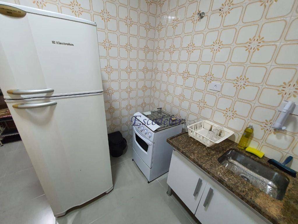 Apartamento para alugar com 2 quartos, 68m² - Foto 5