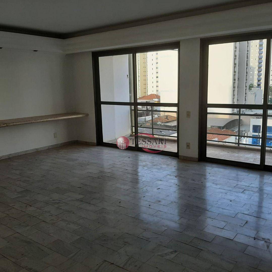 Apartamento à venda com 3 quartos, 167m² - Foto 3