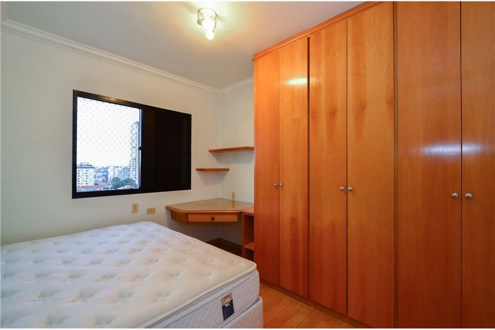 Apartamento à venda com 3 quartos, 93m² - Foto 9