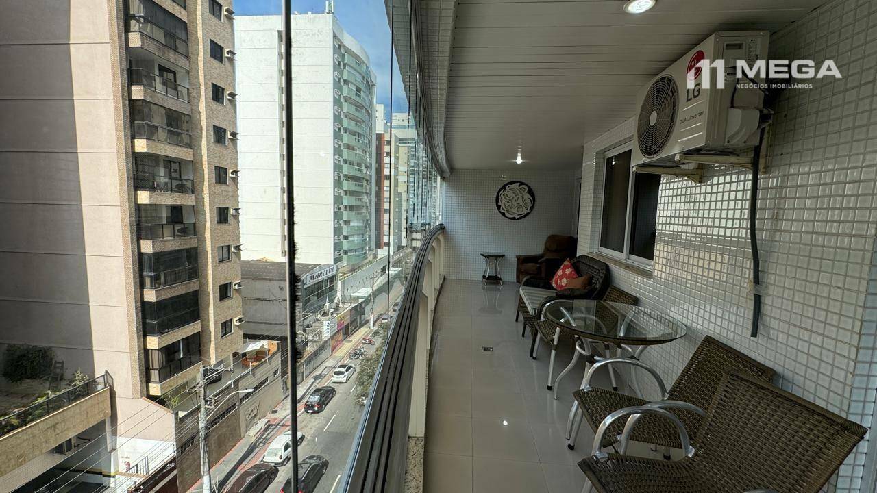 Apartamento à venda com 3 quartos, 156m² - Foto 14