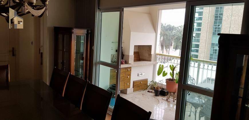 Apartamento à venda com 3 quartos, 190m² - Foto 6