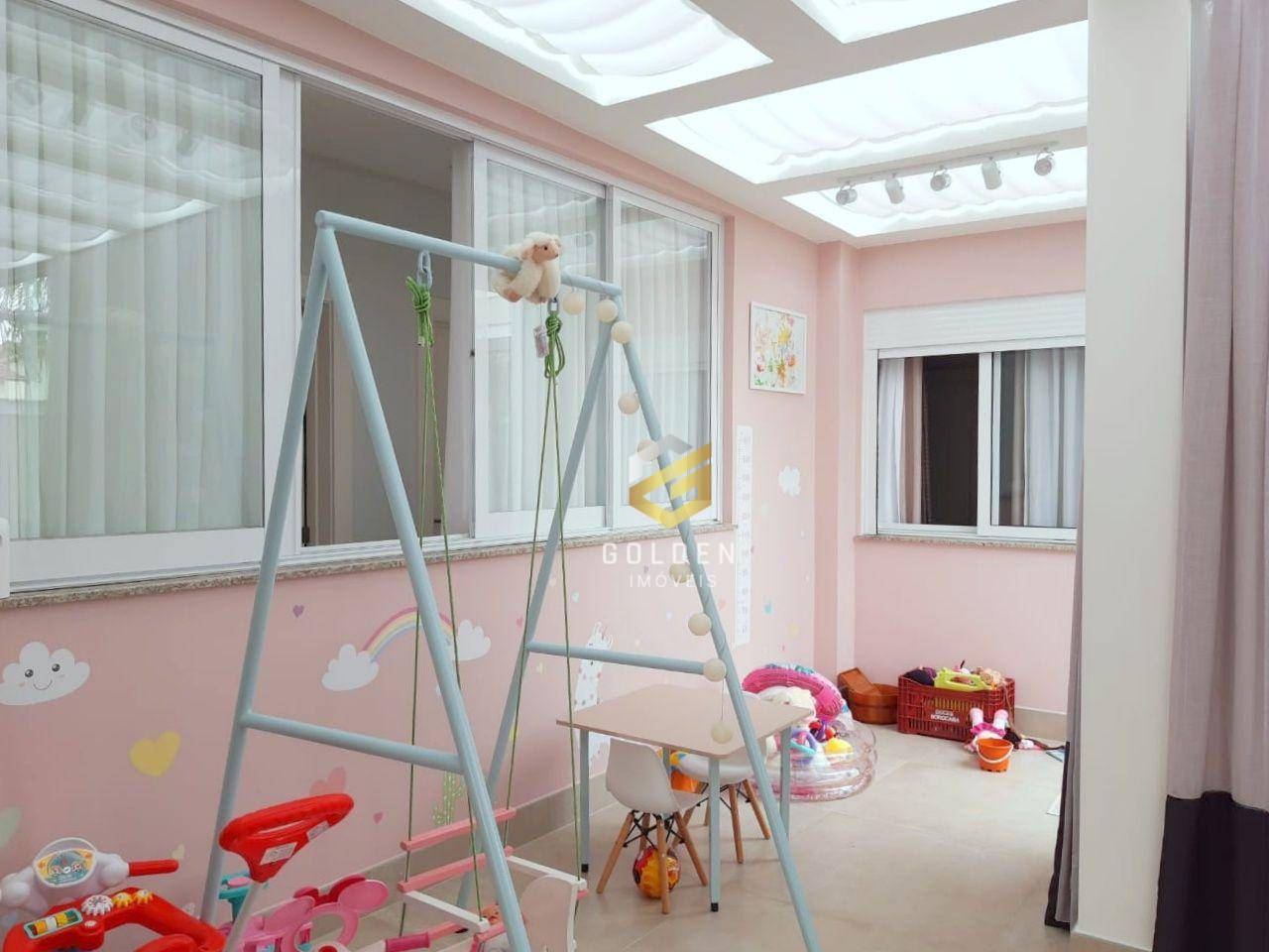 Casa de Condomínio à venda com 3 quartos, 192m² - Foto 4