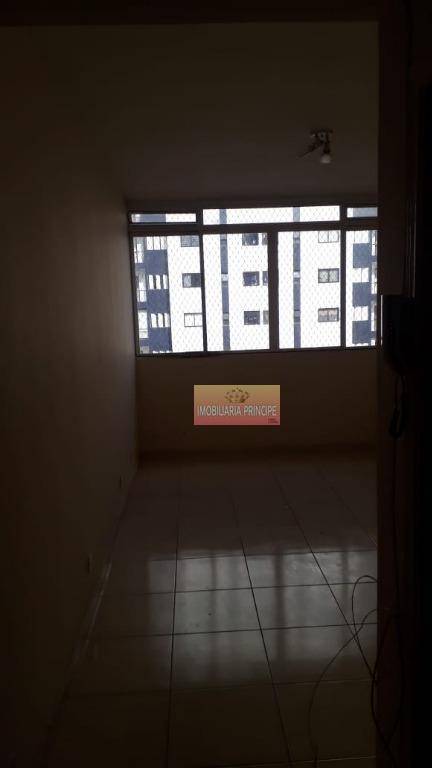 Apartamento à venda com 2 quartos, 90m² - Foto 27