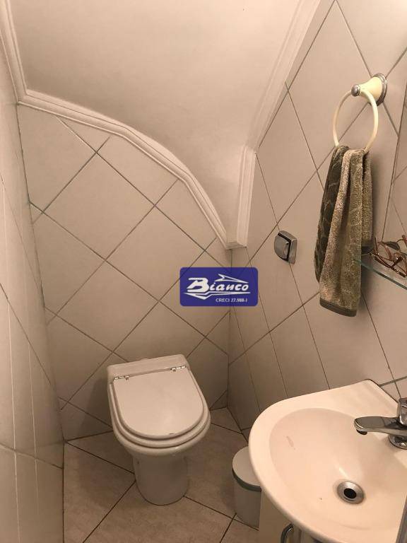 Sobrado à venda com 2 quartos, 138m² - Foto 25