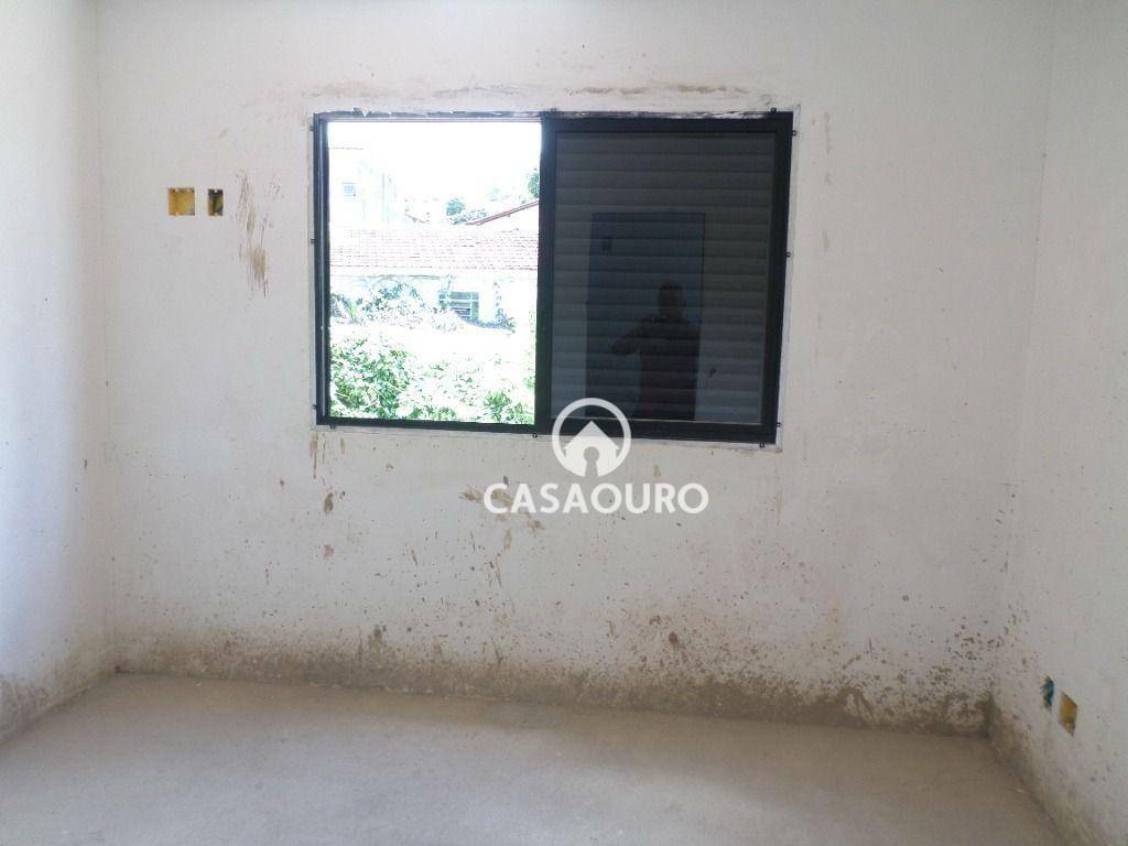 Apartamento à venda com 3 quartos, 70m² - Foto 12