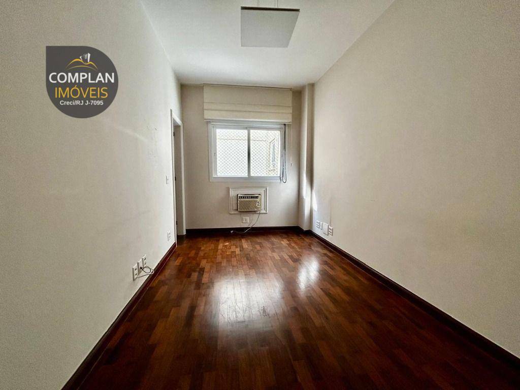 Apartamento à venda com 4 quartos, 232m² - Foto 15