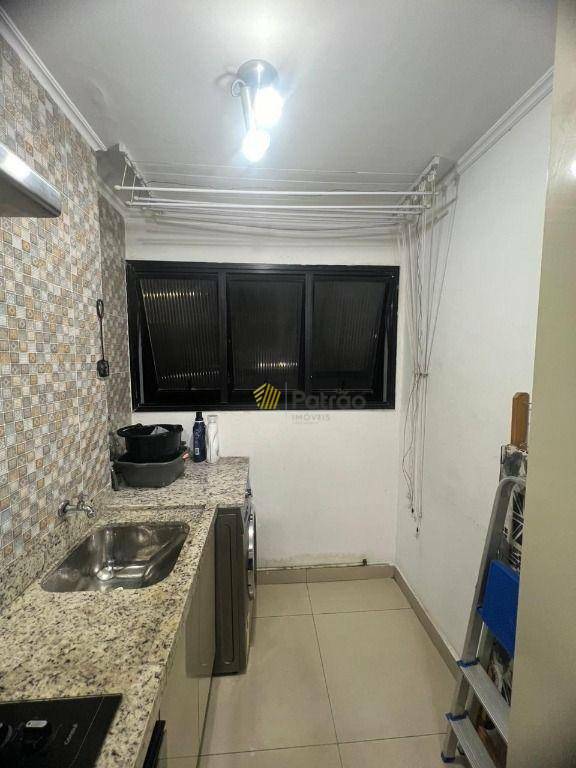 Apartamento à venda com 2 quartos, 49m² - Foto 42