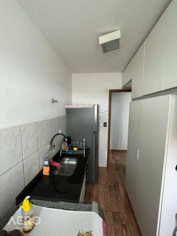 Apartamento à venda com 2 quartos, 46m² - Foto 15