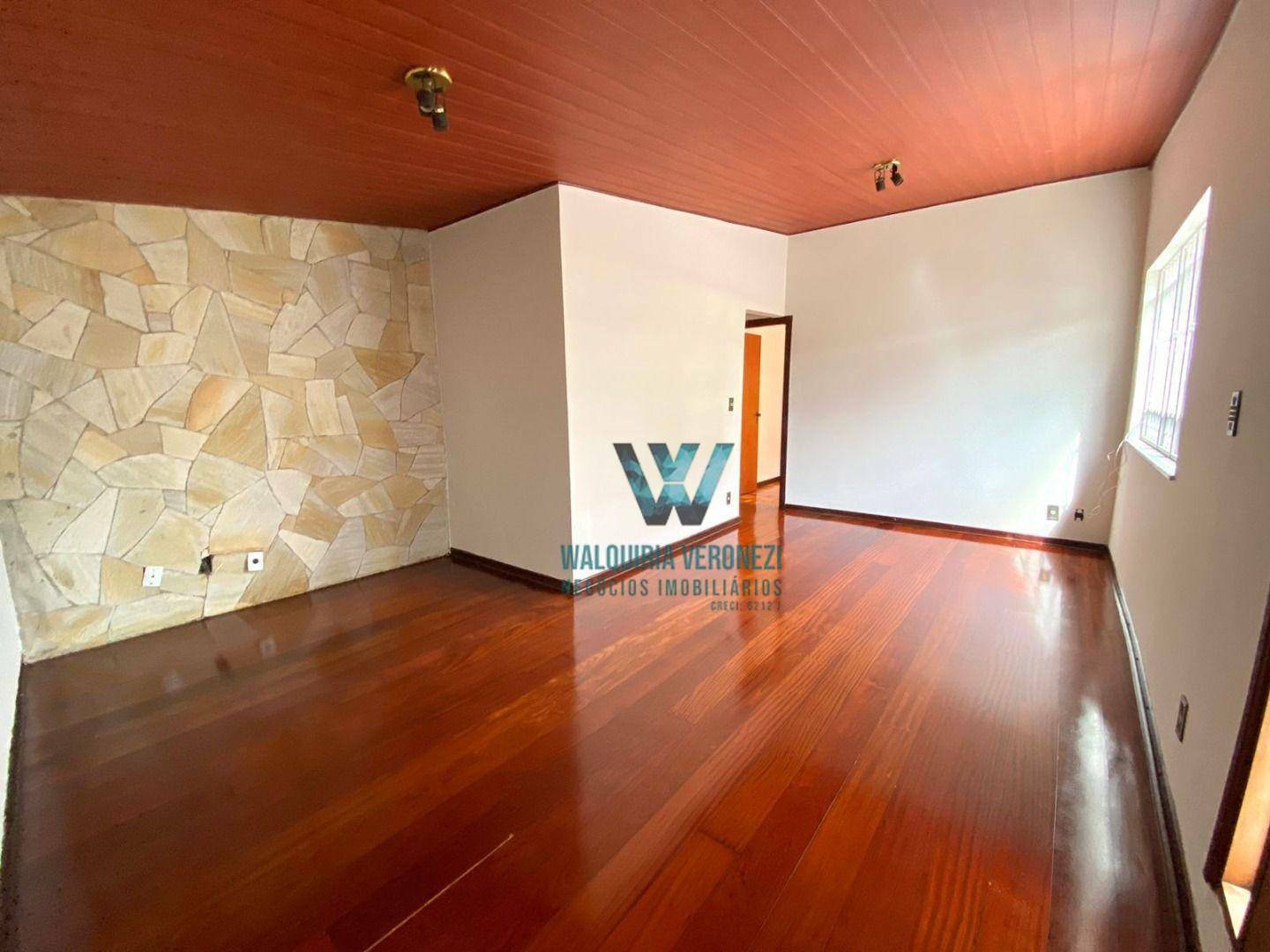 Casa à venda com 3 quartos, 148m² - Foto 4