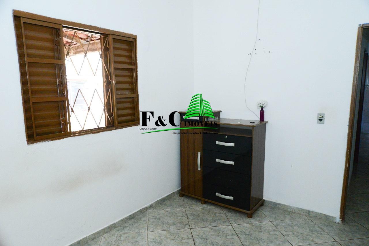 Casa à venda com 4 quartos, 250m² - Foto 10