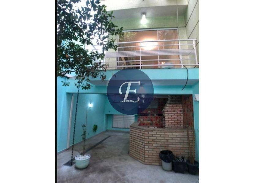 Sobrado à venda com 3 quartos, 180m² - Foto 2