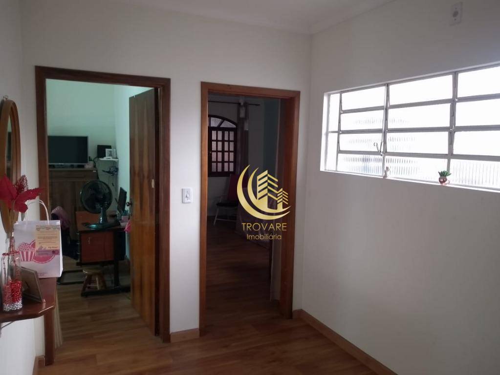 Casa à venda com 2 quartos, 145m² - Foto 2