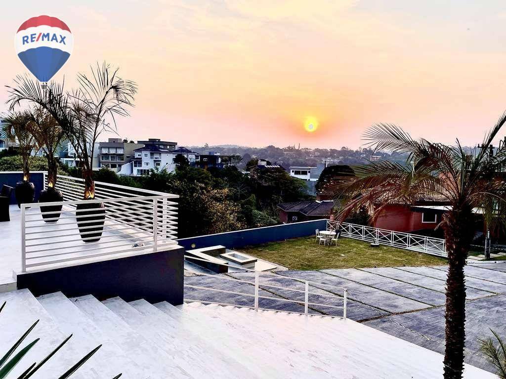 Casa para alugar com 5 quartos, 428m² - Foto 52