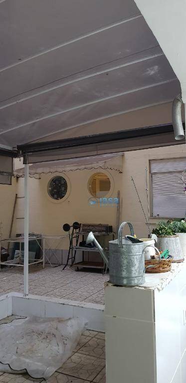 Apartamento à venda com 3 quartos, 140m² - Foto 28