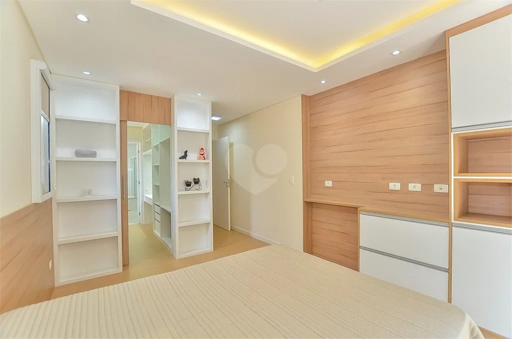 Casa à venda com 4 quartos, 320m² - Foto 17