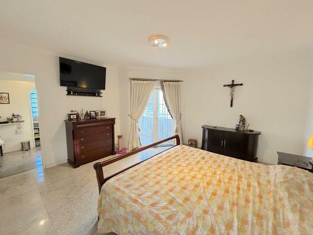 Apartamento à venda com 3 quartos, 294m² - Foto 25