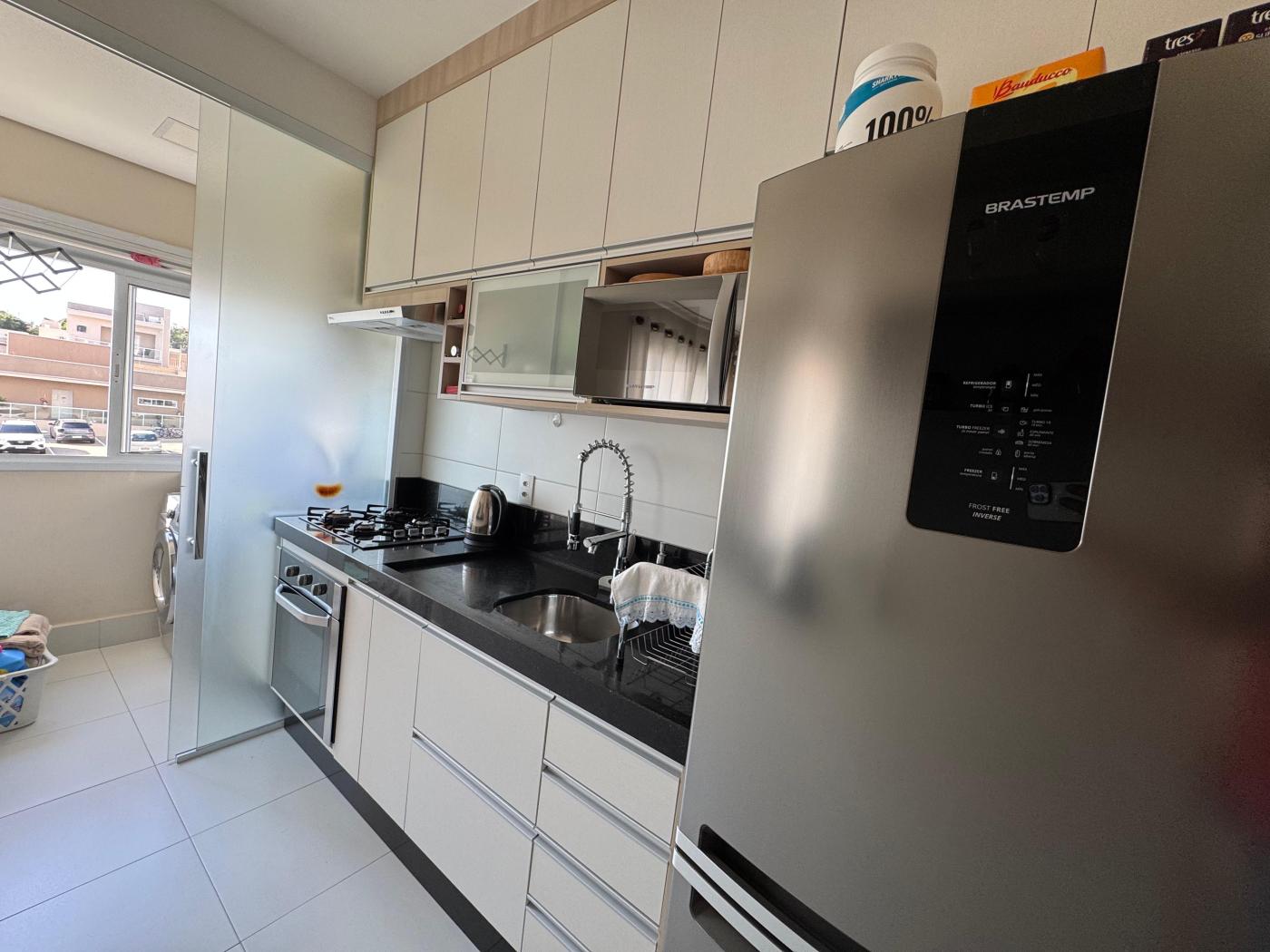 Apartamento à venda com 3 quartos, 63m² - Foto 3