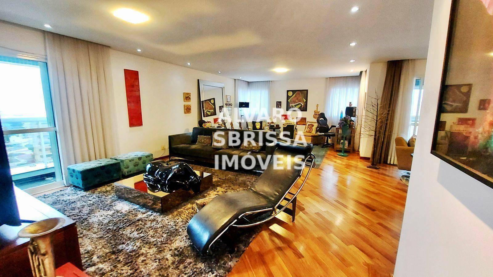 Apartamento à venda com 3 quartos, 254m² - Foto 1