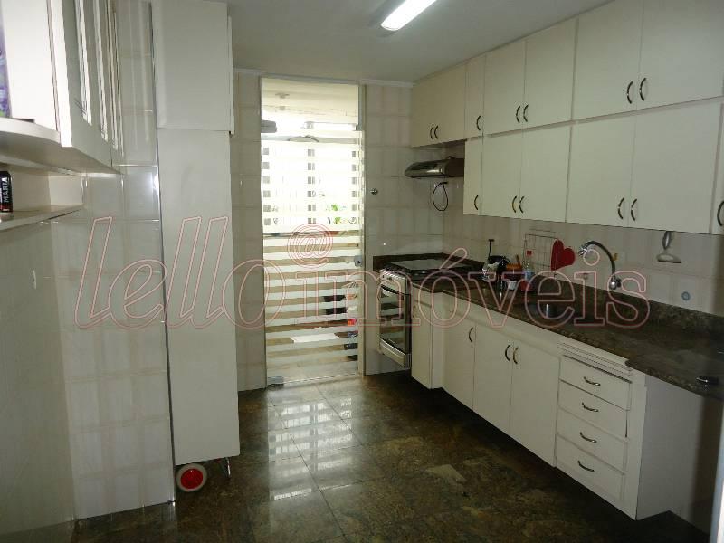 Apartamento para alugar com 3 quartos, 98m² - Foto 9